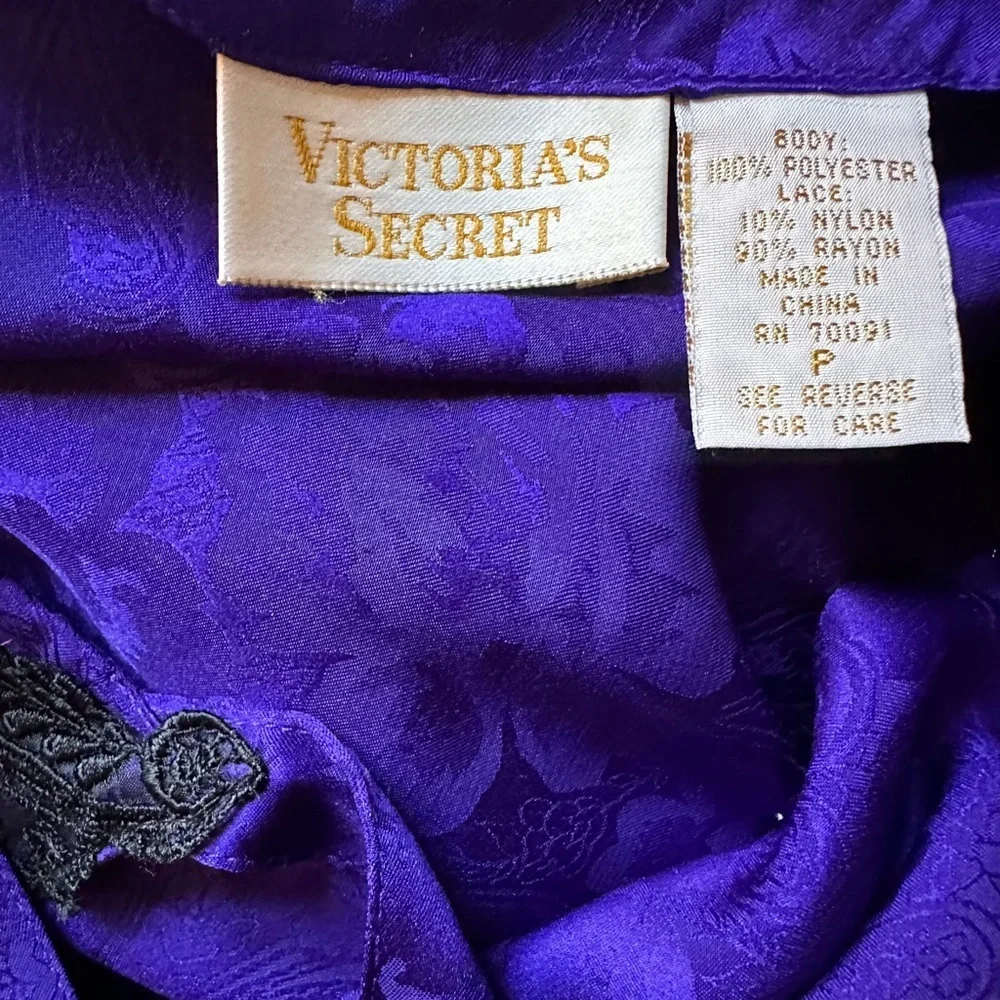 Vintage 2-piece Victoria Secret Lingerie Slip & Robe 🤩 - Picture 9 of 13